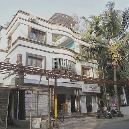 Super Townhouse The Upper Room Near Pune Airport Lohogaon エクステリア 写真