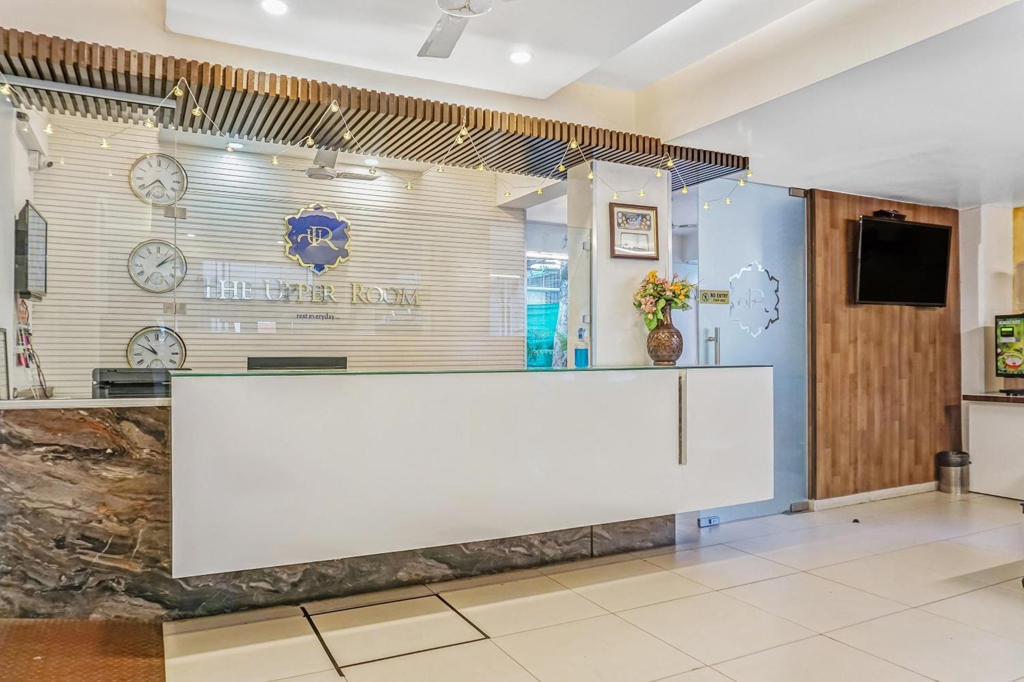 Super Townhouse The Upper Room Near Pune Airport Lohogaon エクステリア 写真