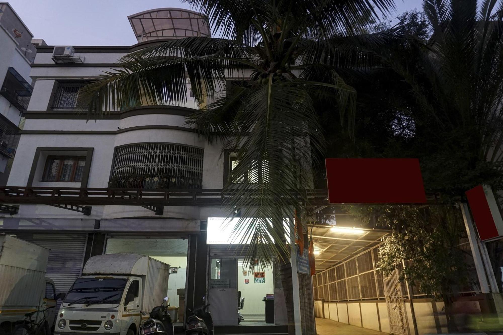Super Townhouse The Upper Room Near Pune Airport Lohogaon エクステリア 写真