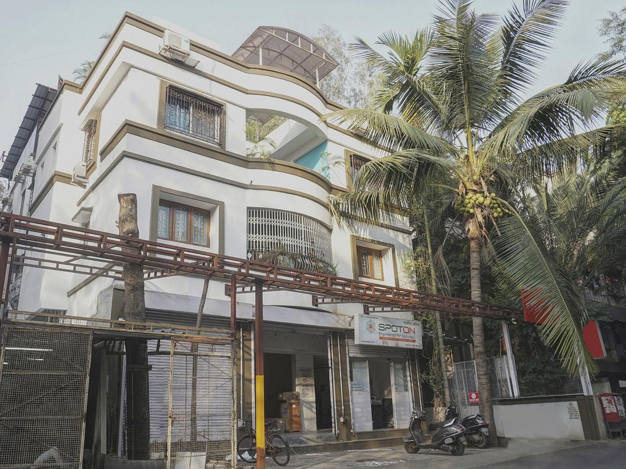 Super Townhouse The Upper Room Near Pune Airport Lohogaon エクステリア 写真